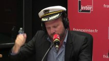 Balançons le complot illuminati de Radio France - La chronique de Thomas Croisière
