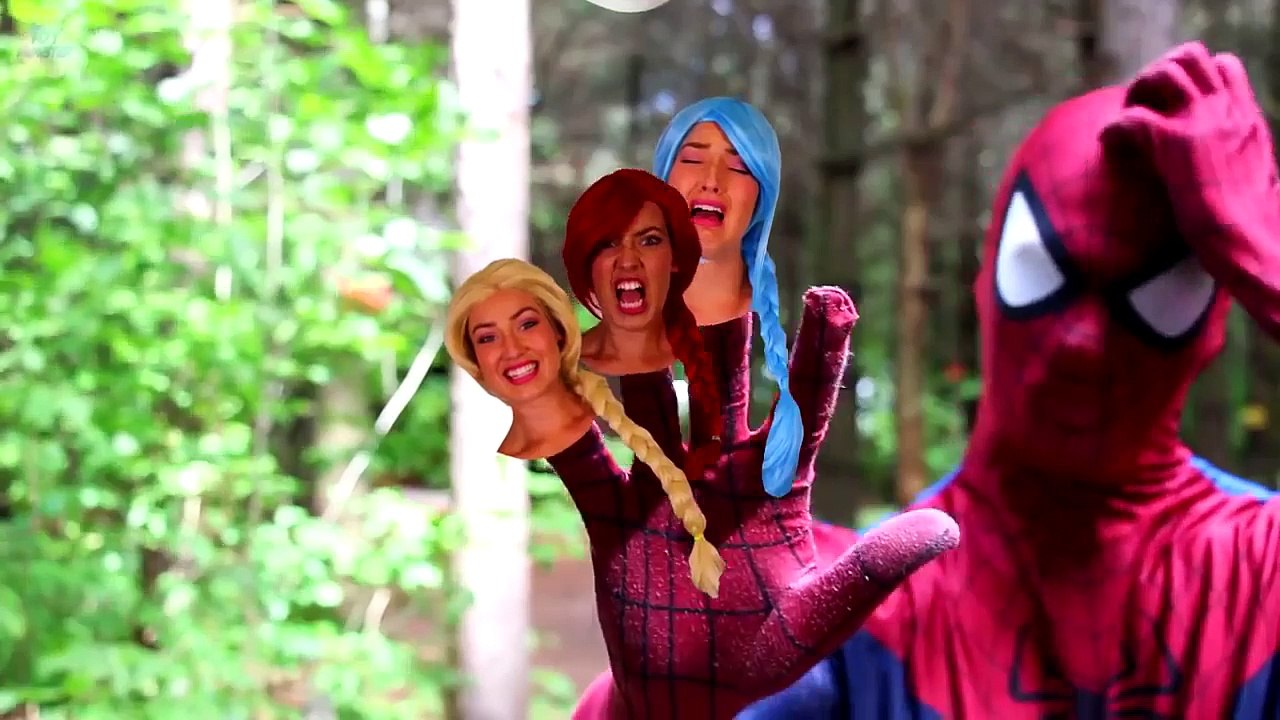 Frozen Elsa & Spiderman DRINK FROM A TOILET! w Joker Maleficent