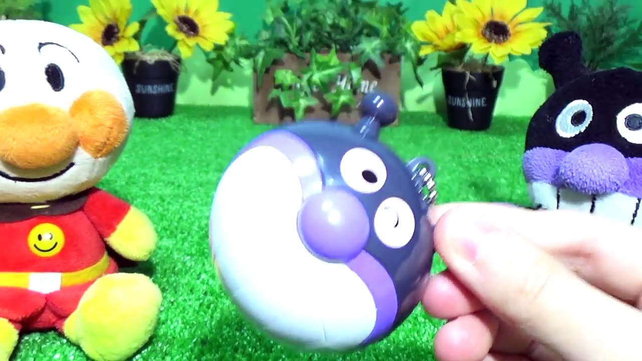 手遊びアンパンマン ガチャガチャ★最新ガチャポンを全種開封レビュー★ガシャポンから誰のおもちゃが出てくるかな？アンパンマン号 ドキンちゃん しょくぱんまん バイキンマン Capsel toy