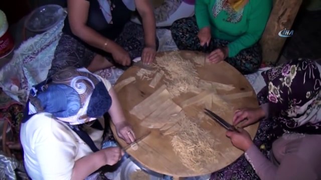 Aksekili Kadınların İmece Usulü Kış Mevsimi Hazırlığı