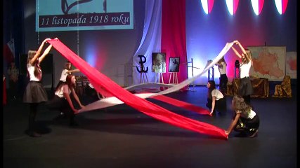 Girls dancing in Poland........great to see and very creative!