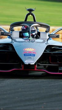 Nissan e.dams continues progress in Formula E testing - slow-mo track testing