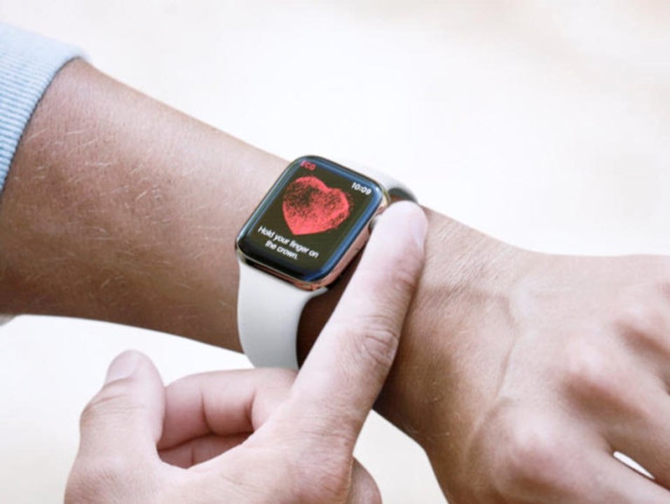 Apple'ın Kalp Ritmini Ölçen, Düşerken Uyarı Veren Yeni Akıllı Saati Türkiye'de Satışa Sunuldu
