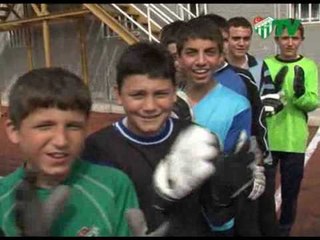 Haydi Kızlar da Futbol Okuluna... (09.05.2010)
