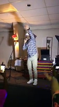 Allow toosan ii daa alloow,adaay taada noqotaayeYoutube ka daawo heeskan oo dhan , big up legend habad olad