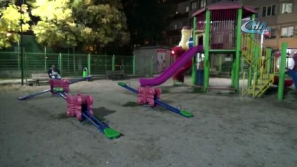 Parkta Bulduğu 60 Bin Lira Değerindeki Altınları Sahibine Teslim Etti   nt