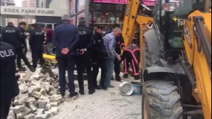 Beylikdüzü'nde Toprak Kayması