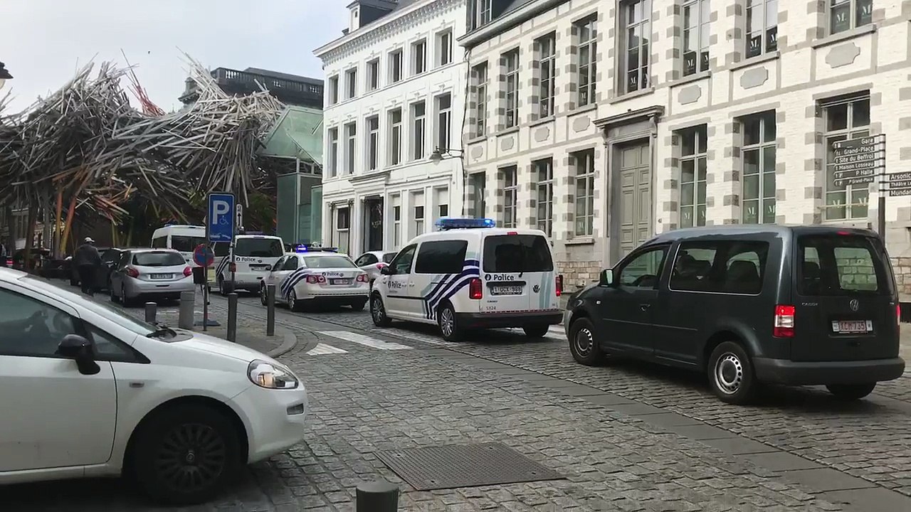 Mons :  rencontre entre le bourgmestre sortant et les policiers montois