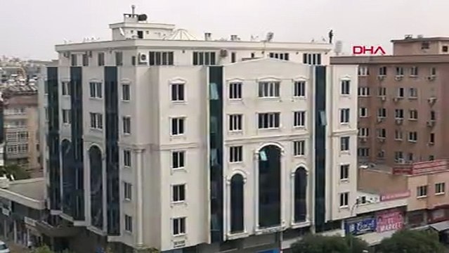 'İşsizlikten bunaldım' dedi, çatıya çıkıp etrafa ateş etti