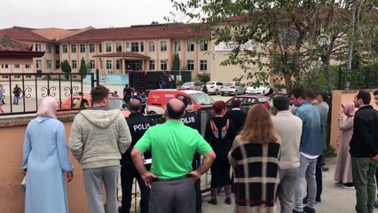 Lisede gaz kokusu şüphesi - SAKARYA