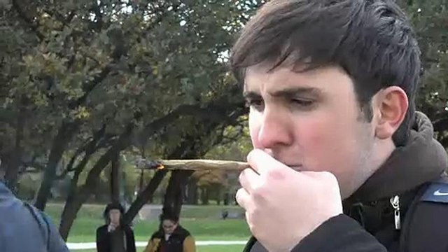 Canadá legaliza canábis para fins recreativos