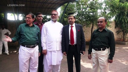 Télécharger la video: Mukhtar Abbas Naqvi Addresses Press Conference At Haj House