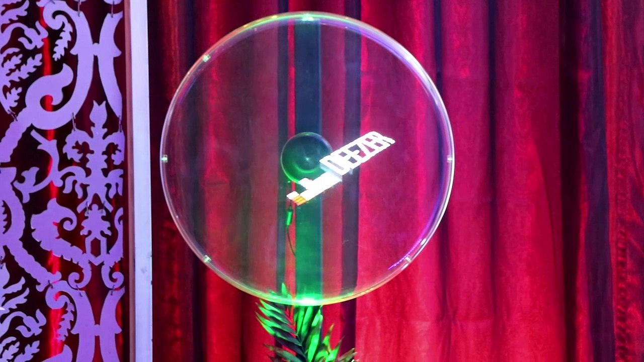 سالم الهندي يحسم أمر إليسا... "عمرو دياب عاد إلى أحضان روتانا"