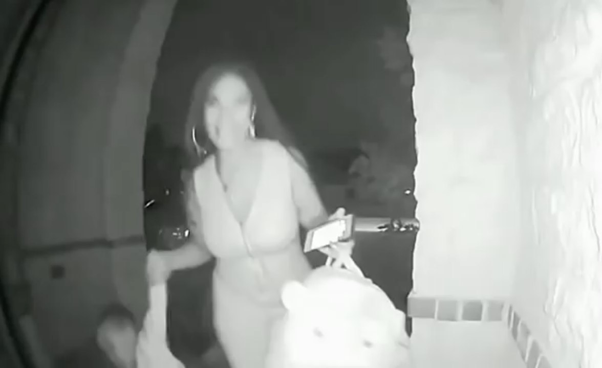Elle abandonne un enfant de 2 ans devant une maison en pleine nuit