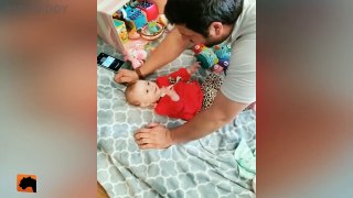Funny Daddy Makes Baby Laugh - Funny Cute Video