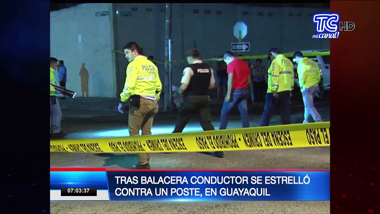 Tras balacera conductor se estrelló contra un poste en el sur de Guayaquil