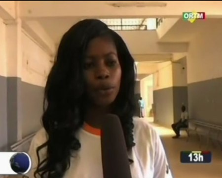 ORTM/L’union européenne et le gouvernement offrent à 2400 jeunes des kits pour le démarrage du projet l’emploi des jeunes créer des opportunités au Mali