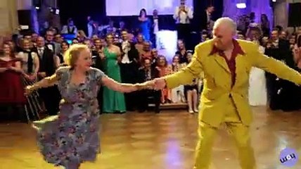 dance of senior citizen couples