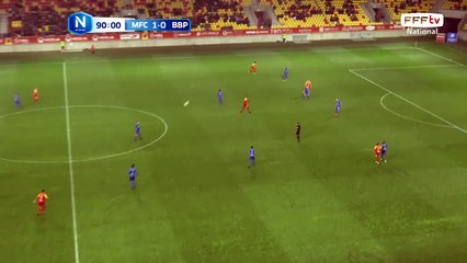 Coup franc qui aurait pu tromper le gardien!