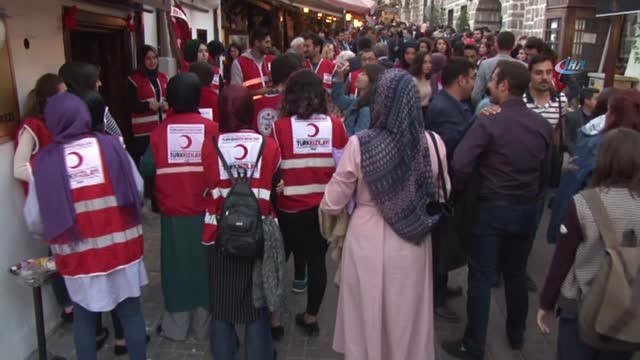 Türk Kızılay'ın İlk Gençlik Merkezi Olan Ankara Gençlik Merkezi Açıldı