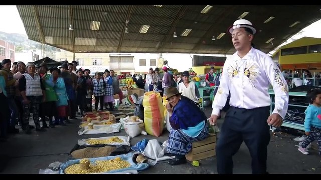 ECUA CHICHA MIX. ABEL MAURICIO; EFRÉN PÉRES; MARY; MARCO ANTONIO; FLAQUITO LATINO & RENACIENTE CAÑARI. MIX