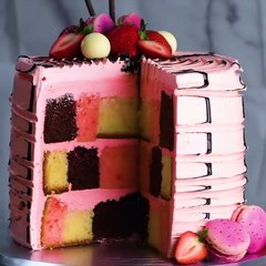 Say goodbye to summer and hello to fall with this yummy dessert!