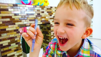 Vlad and Nikita Pretend Play School with Mom