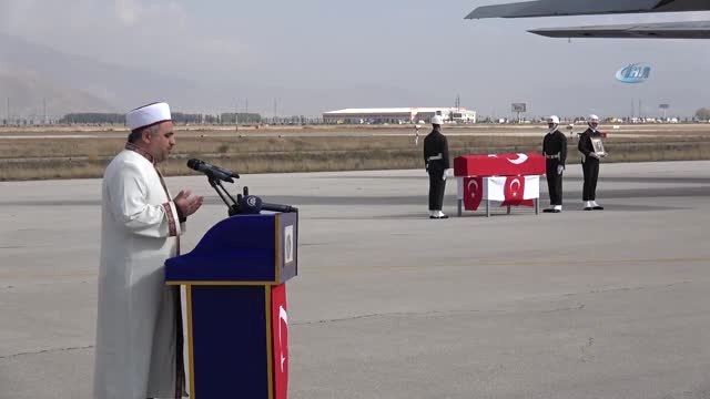 Kaza Kurşunu ile Şehit Olan Asker Memleketi Adana'ya Uğurlandı