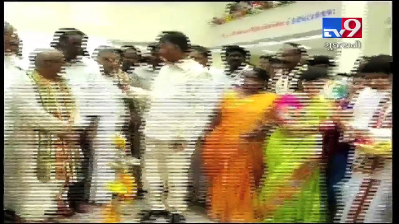 Andhra Pradesh CM inaugurates Ravi Prakash Sanjeevani Multi Specialty Hospital - Tv9