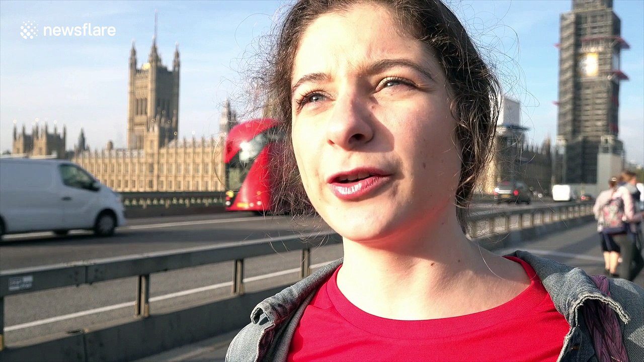 'Stop Tory Brexit' banner dropped from Westminster Bridge