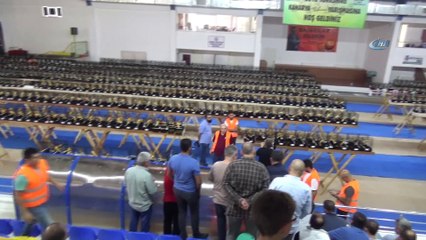 Dünyanın en büyük kanarya yarışması Edremit’te başladı