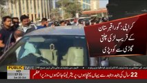 Girl jumps out of the taxi, claims to be harassed by the driver in Karachi