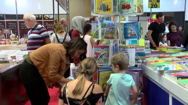 Antalya Konyaaltı Kitap Fuarı Kapılarını Açtı