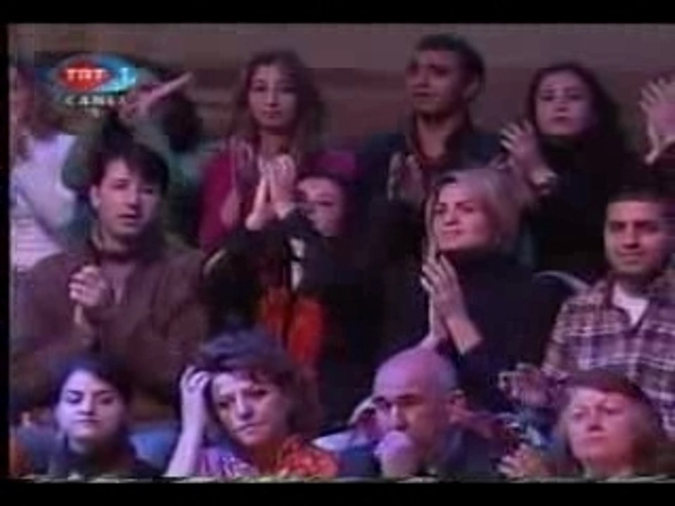 Zara - çiçekten harman olmaz