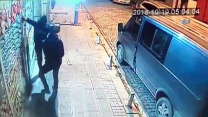 20 dakikada 20 bin TL'lik soygun kamerada