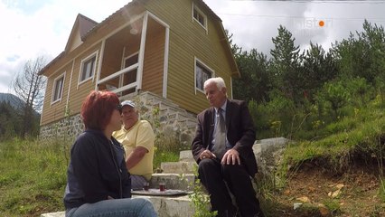 Histori shqiptare nga Alma Çupi - Mesuesi i Lures hap kullen e te pareve per turistet!