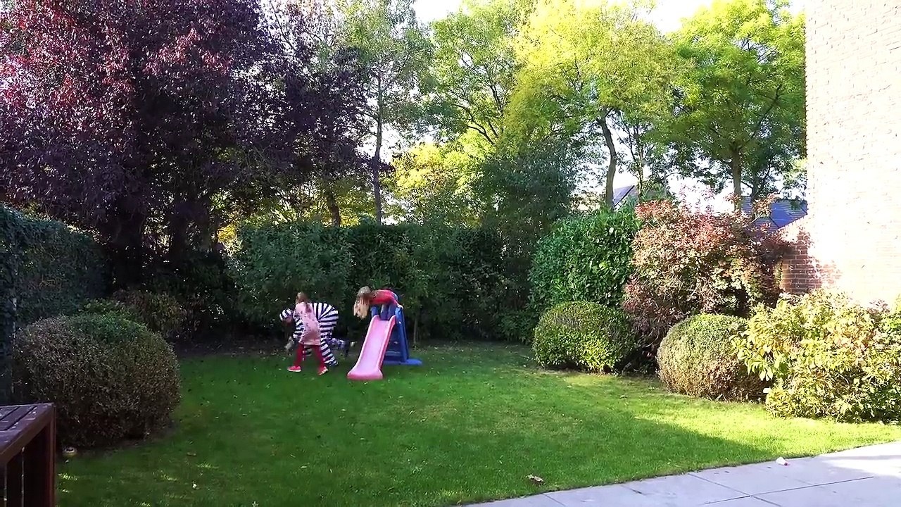 Amelia and Avelina halloween slime adventure and a magic cloak