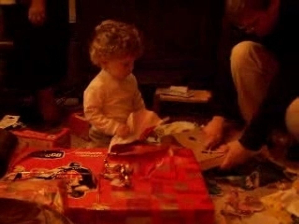 Deballage de cadeaux de noel