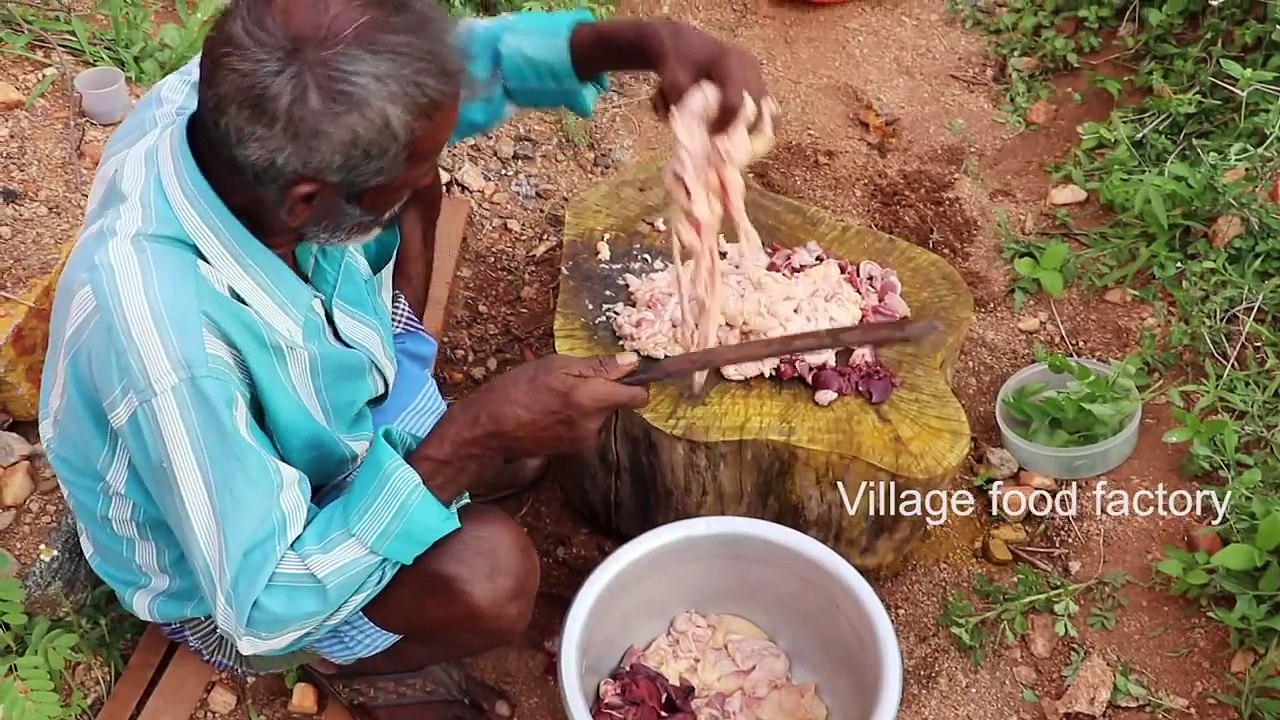 MIXED CHICKEN PARTS / Mixed Chicken Gravy Prepared by my daddy / Village food factory