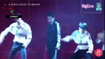 KEY (SHINee) - “CHEMICALS” performance at HERA SEOUL FASHION WEEK 240 x 426