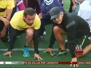 ¡En sus marcas, listos, fuera!: Mancera y Víctor Hugo Romo