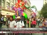 Alebrijes desfilan por calles del Centro Histórico