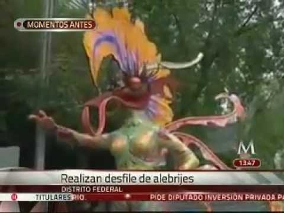 Arranca desfile de Alebrijes Monumentales en el Zócalo capitalino