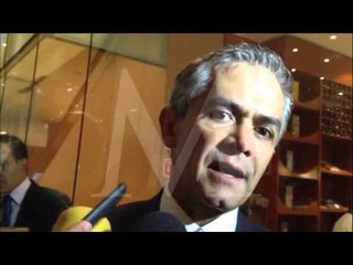 Discute Mancera con coordinadores parlamentarios sobre reforma política del DF