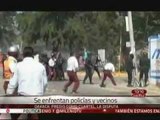 Se enfrentan manifestantes y policías en Xoxocotlán, Oaxaca