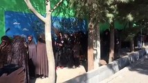 زنان در ولايت هرات برای شركت در انتخابات صف كشيدند.