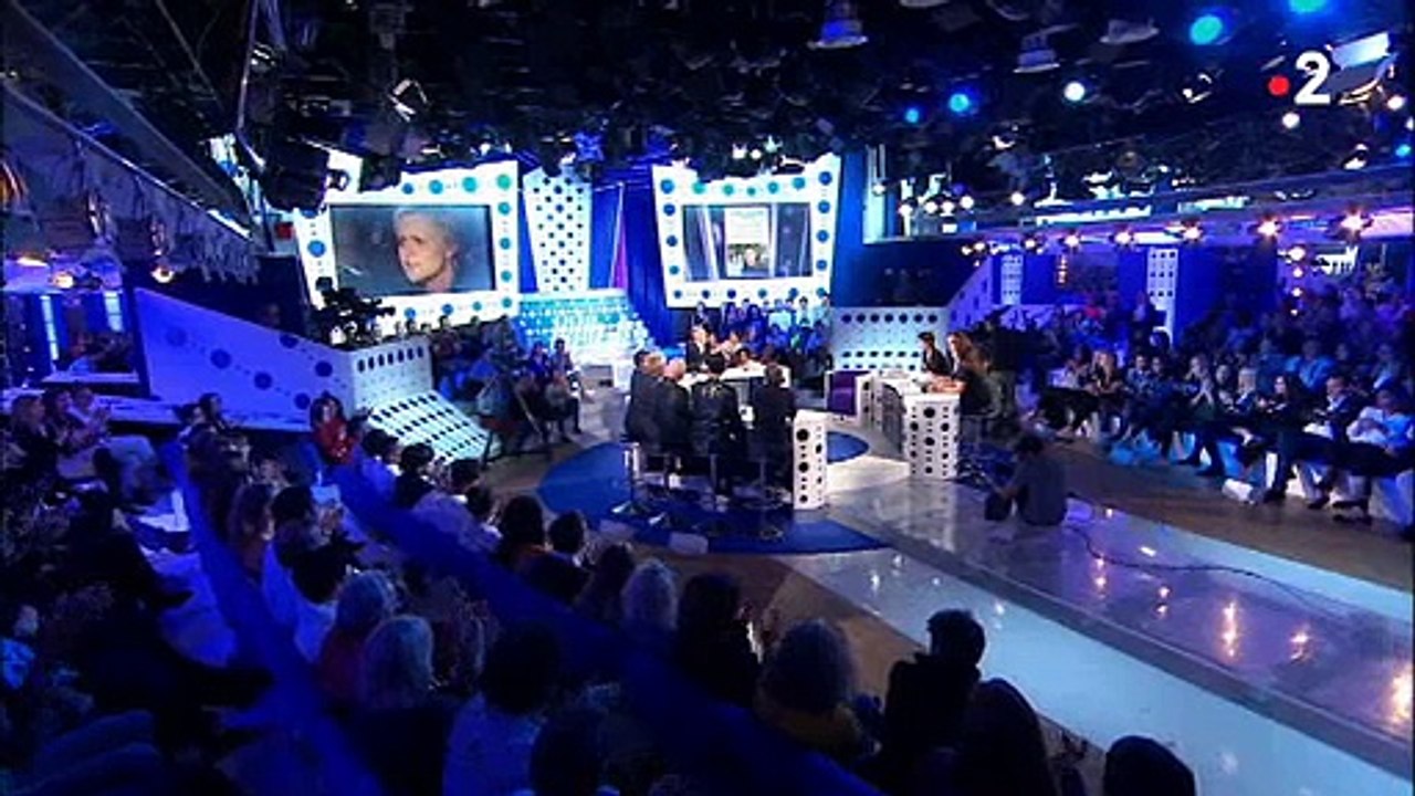 Laurent Ruquier remet en place son chroniqueur Yann Moix, livide, face à Muriel Robin: "Vous êtes dans la caricature !