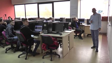 Bu Merkez Sanayi ve Üniversiteyi Bir Araya Getirdi