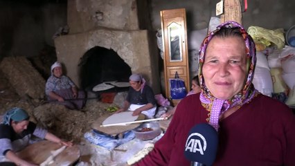 'Yufka günü' için her yıl sılaya dönüyorlar - ÇORUM