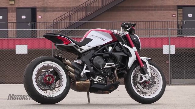 MV Agusta Brutale 800 Dragster RR Quick Ride